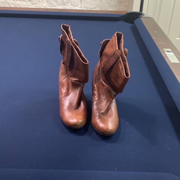 Dolce Vita Italian leather boots - Picture 4 of 5